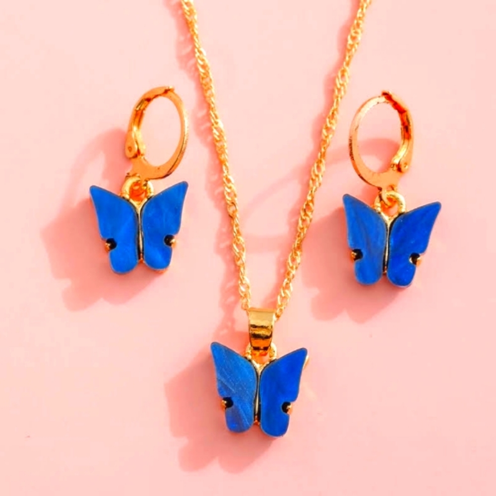 Together Necklace and earrings butterfly 🦋 Zara
